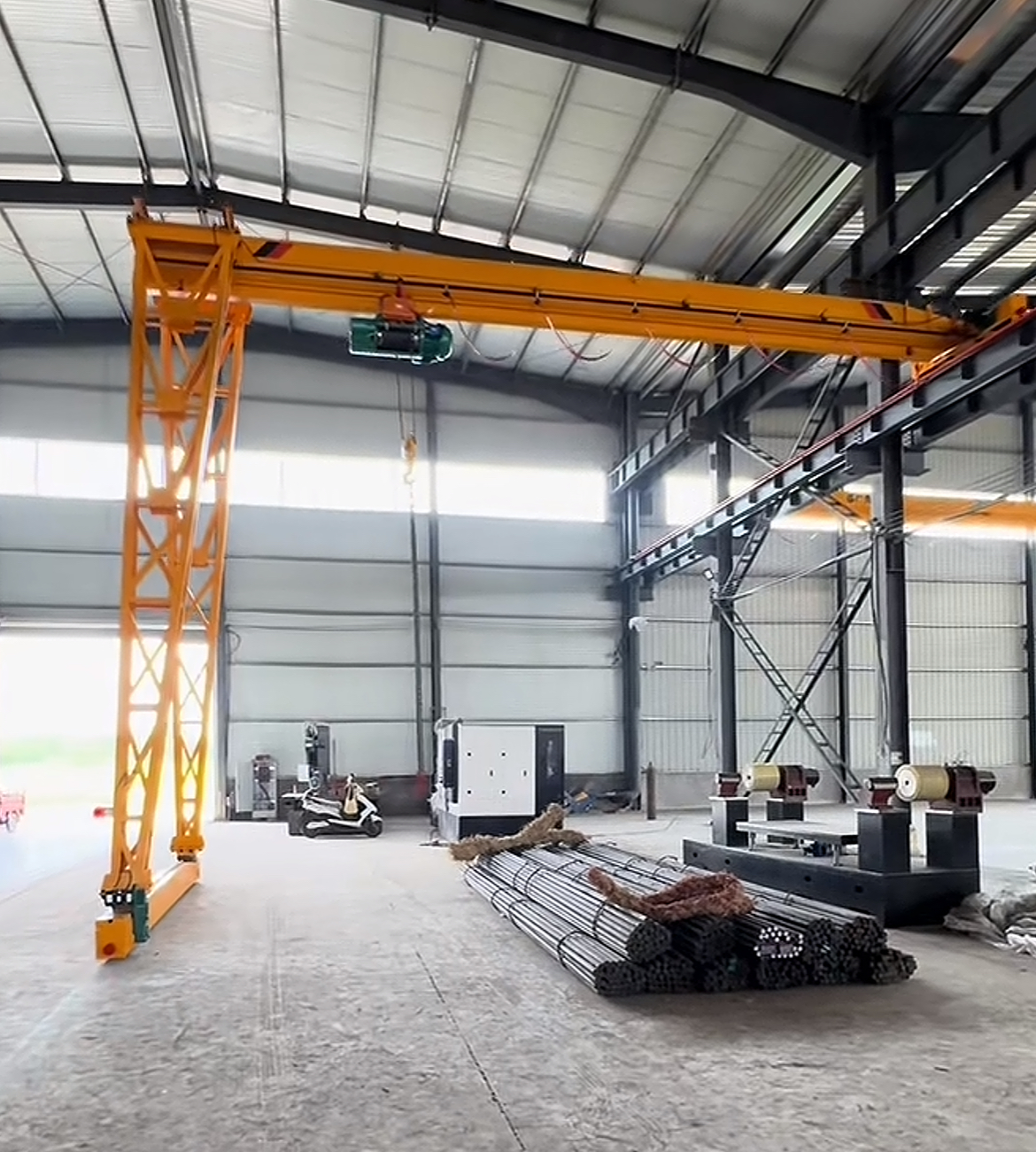 How Semi-Gantry Cranes Reduce Costs for Small and Medium-Sized Open Stockyards