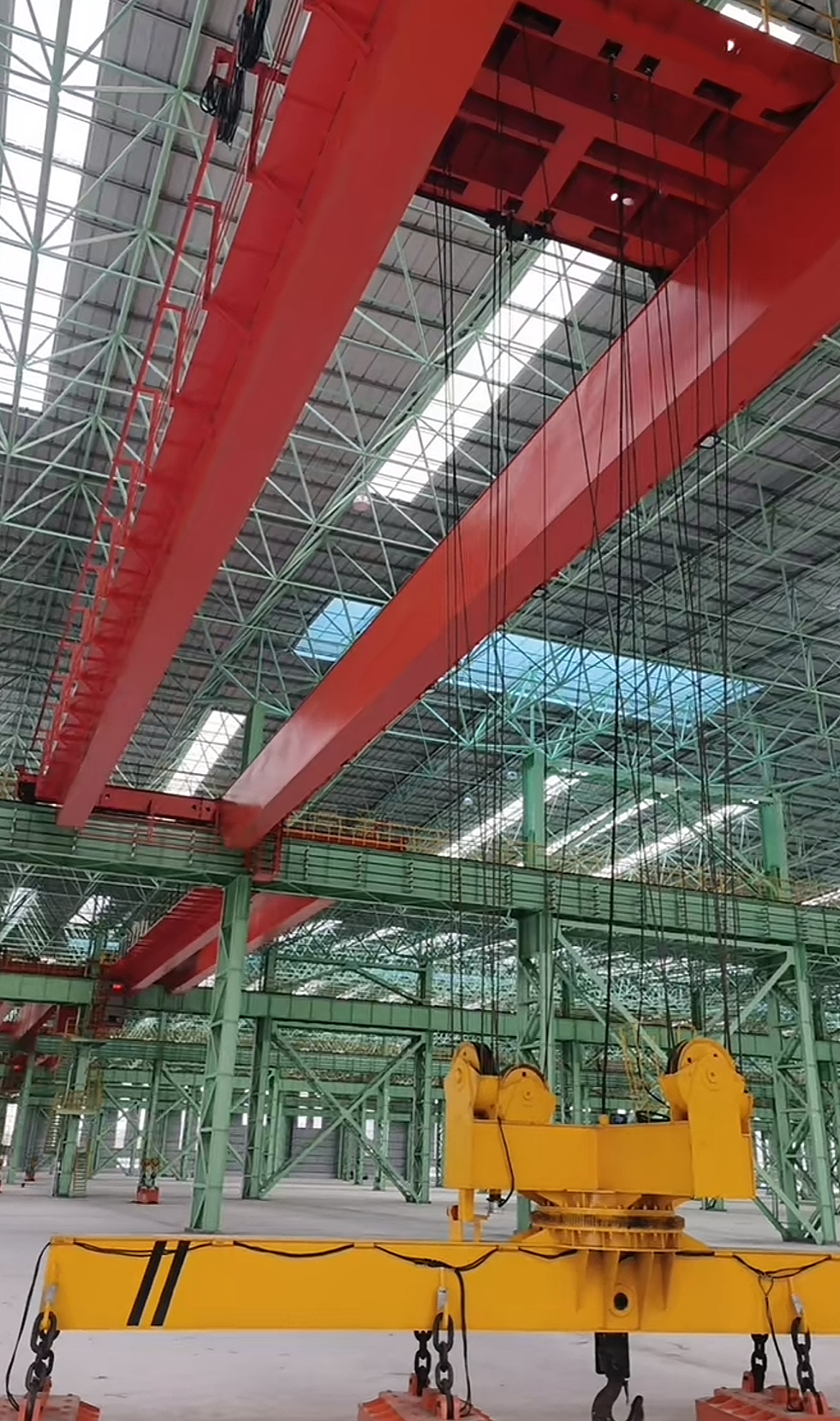 Electromagnetic overhead crane