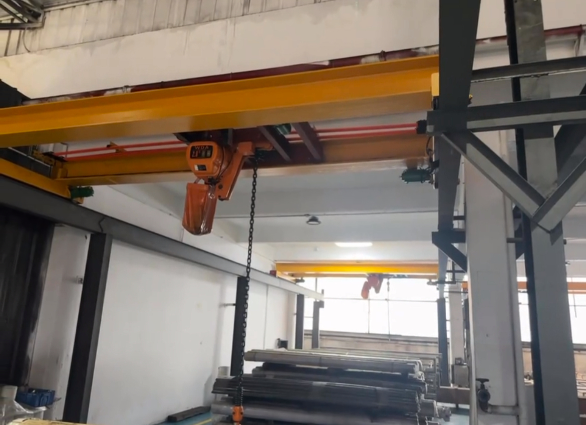 double-girder overhead crane