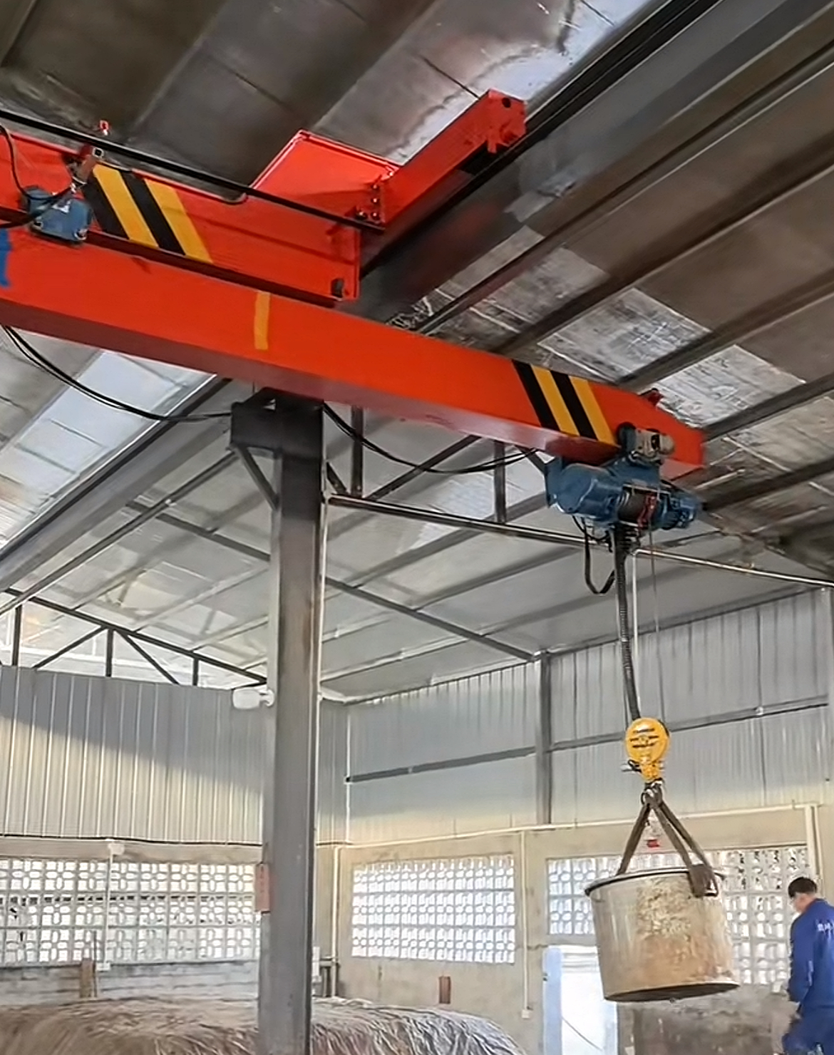 telescopic boom crane