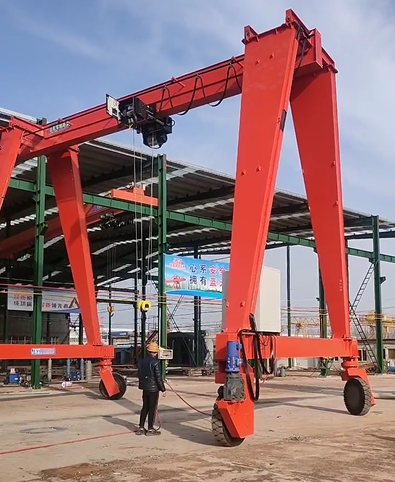Free-Swiveling RTG Crane