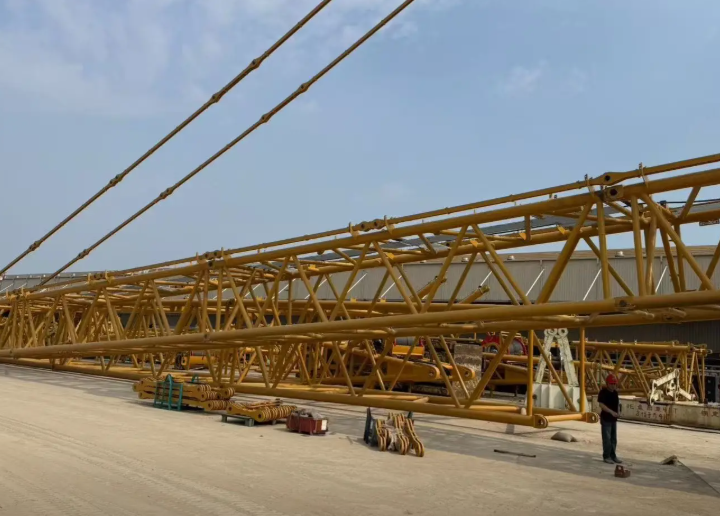 large crawler crane