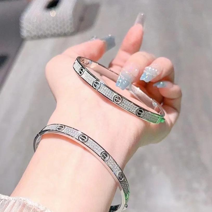 Diamond setting