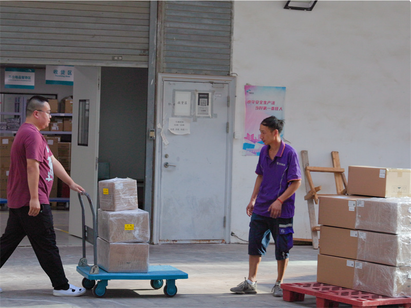 Quality commitment and fast delivery