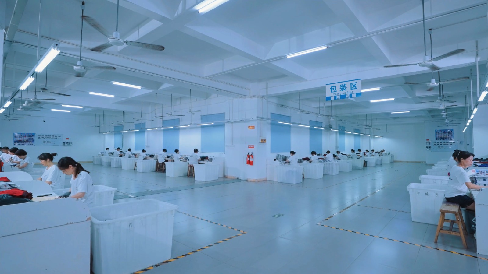 Garment packing.jpg Garment packing.jpg