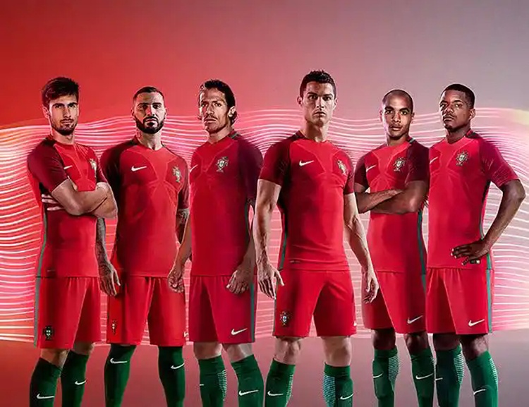 Sporting CP Football Club Football Jerseyn ominaisuudet Sporting CP Football Club Football Jerseyn ominaisuudet