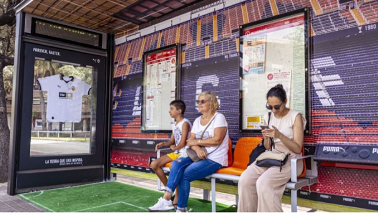 Caractéristiques du maillot de football du FC Valence Caractéristiques du maillot de football du FC Valence