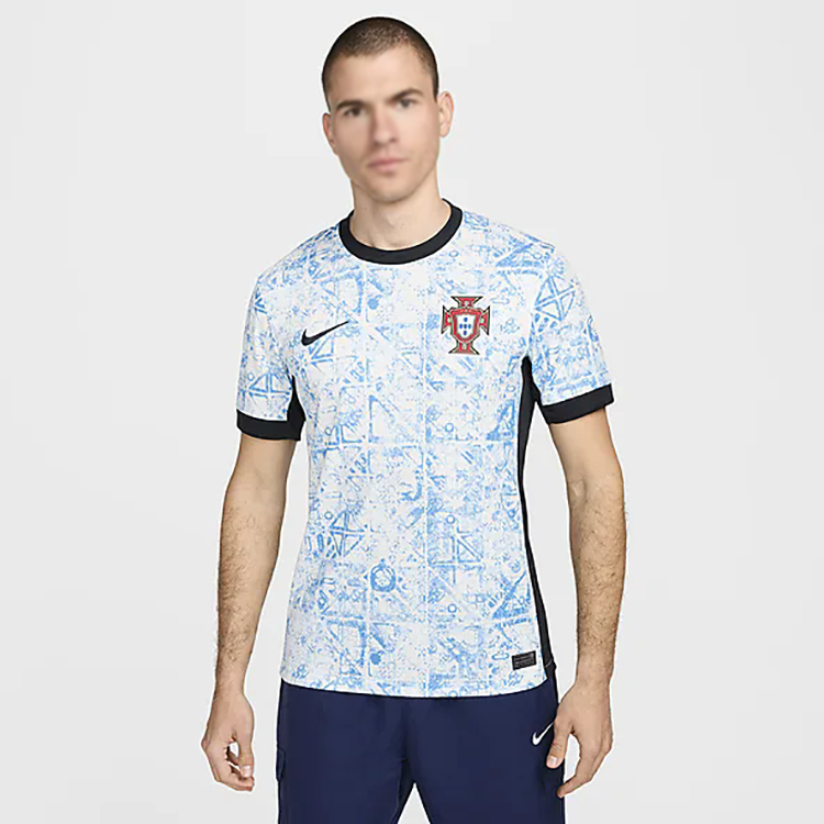 Χαρακτηριστικά φανέλες ποδοσφαίρου εθνικής ομάδας της Πορτογαλίας Χαρακτηριστικά φανέλες ποδοσφαίρου εθνικής ομάδας της Πορτογαλίας