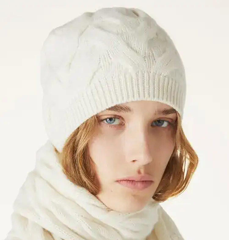 bonnet