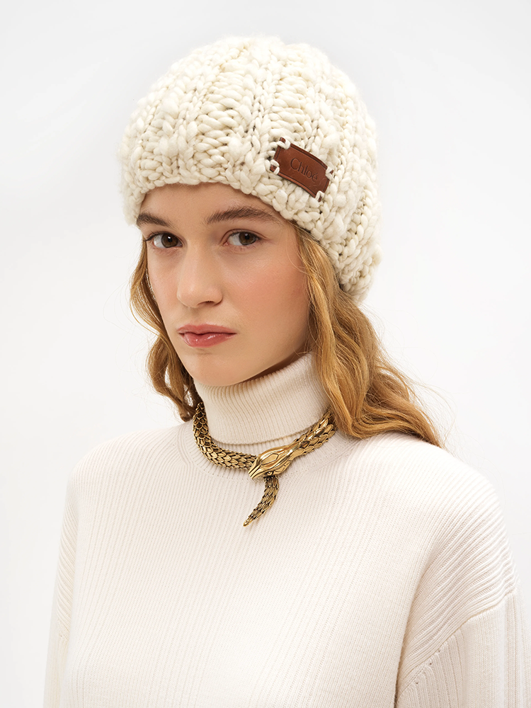 hat