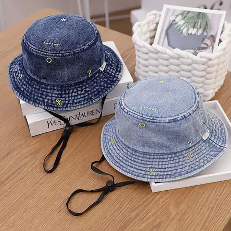 Bucket Hat