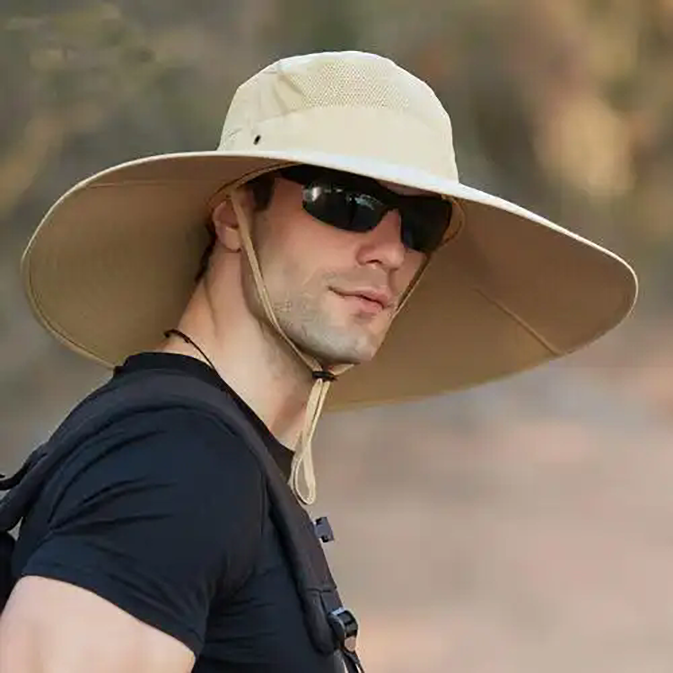 wide-brimmed sun hat