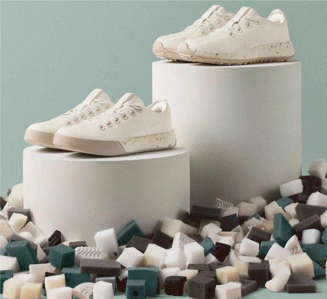Giving Manufacturing Waste a Second Life: Allbirds' Groundbreaking Collaboration with Blumaka and Circ