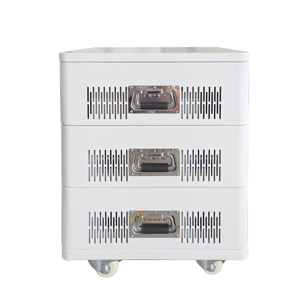 Arbitrage d'énergie en rack LFP de 30 kWc avec stockage par batterie pour les PME