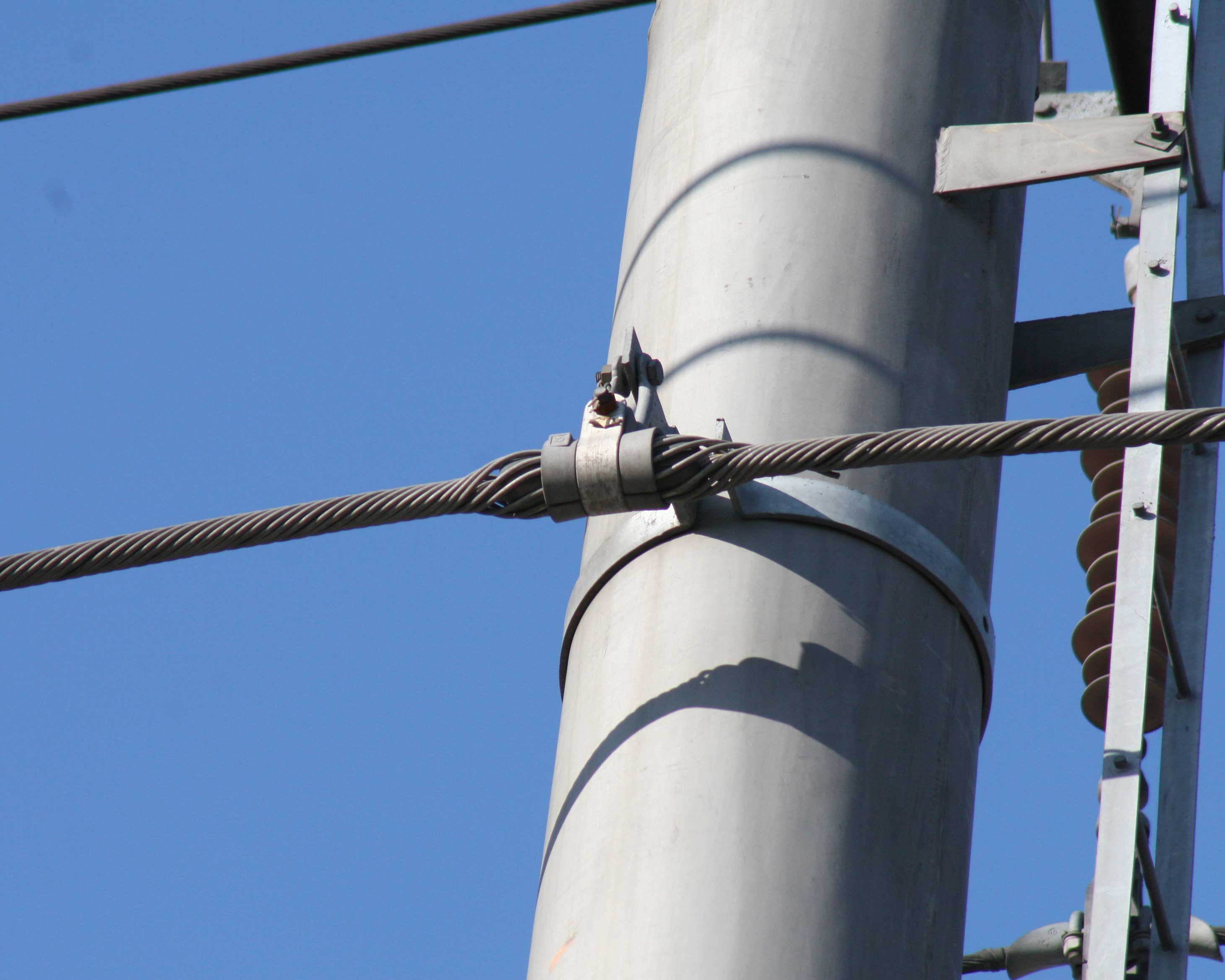 ADSS Suspension Unit