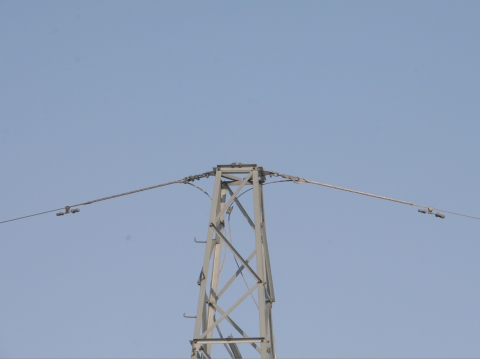 成形済みOPGWテンションクランプ：光ケーブルを強力に保護