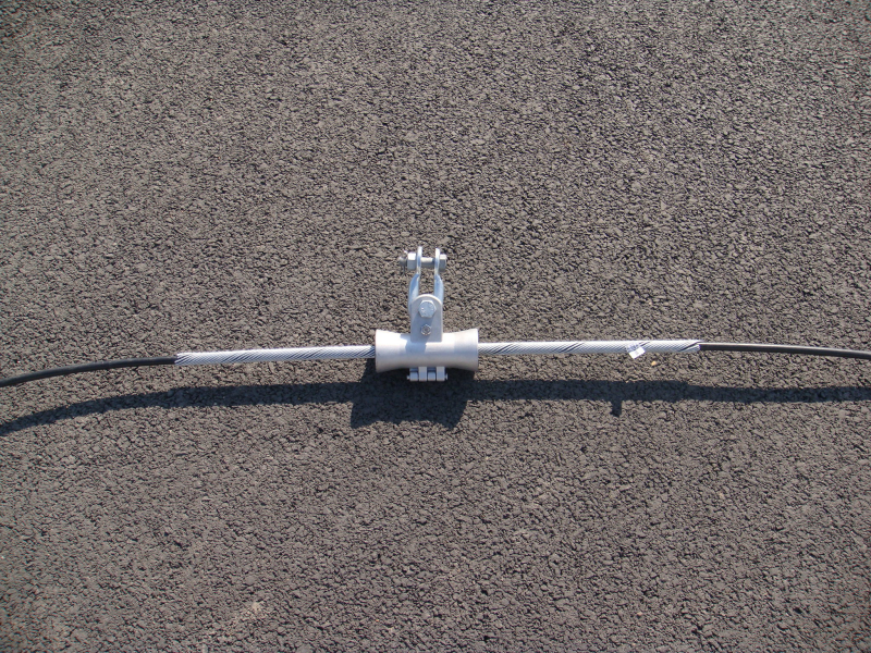 ADSSサスペンションユニットの構成は何ですか？