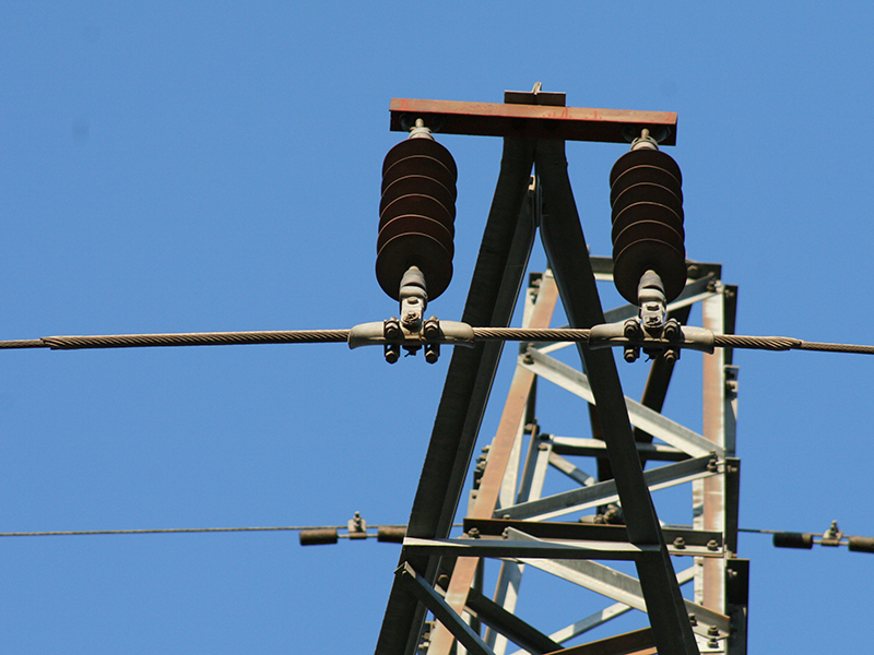 通信線アーマースティックの防水性能は豪雨のテストに耐えられるか？