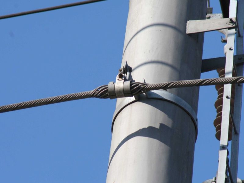 Suspension Clamp for ADSS Fiber Optic Cables