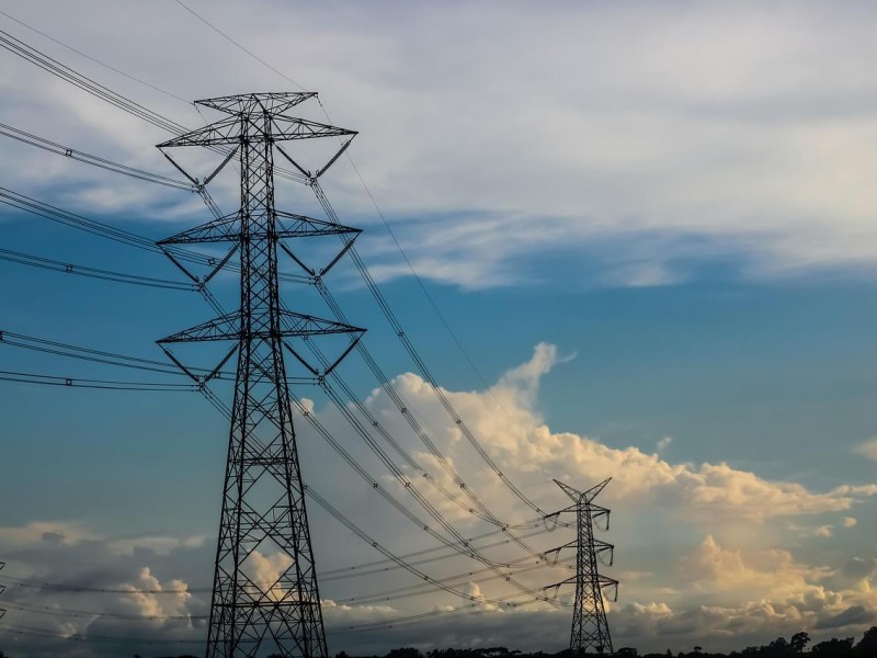 OPGW ケーブルにサスペンション クランプを使用する方法