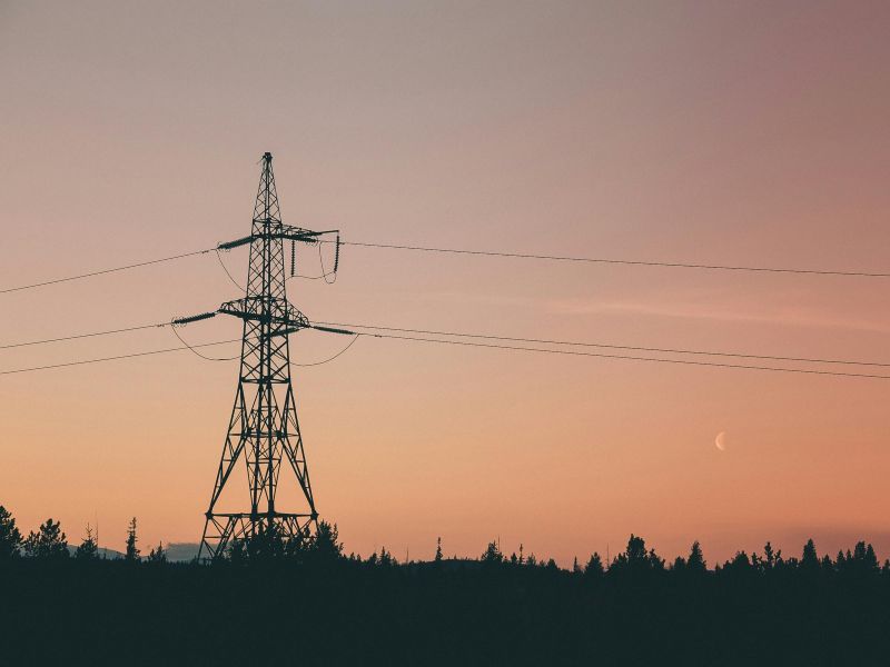 スパイラル振動ダンパーはどのように機能しますか?