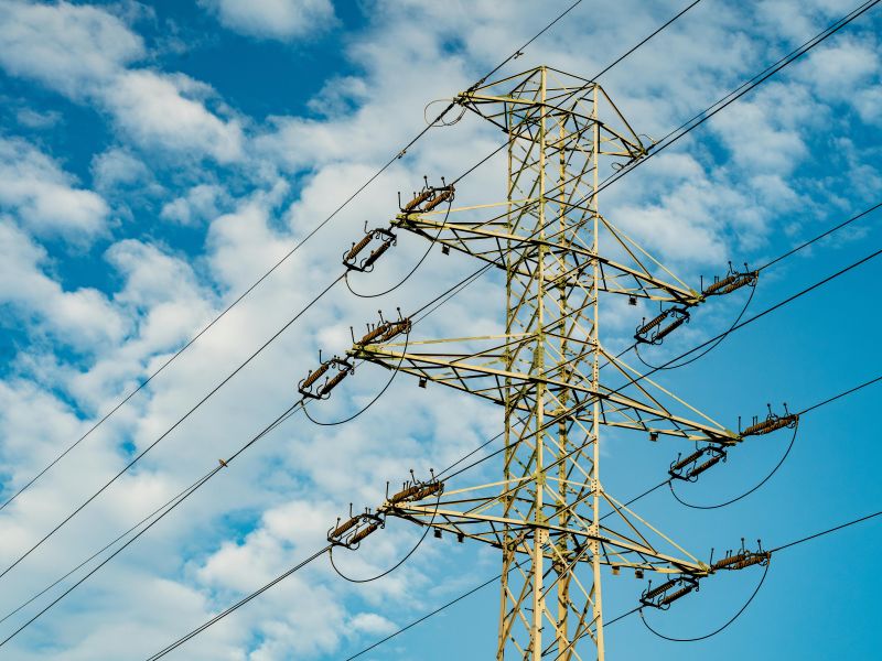 テンションクランプは何に使用されますか?