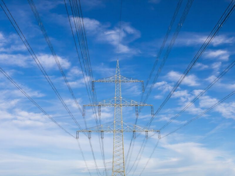 Aprimoramentos técnicos para hastes de blindagem pré-moldadas