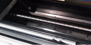 Enclosed Mini CNC Fiber Laser Cutting Machine