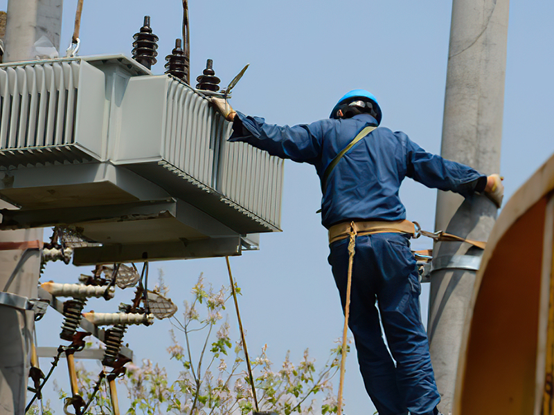 oil filled distribution transformers