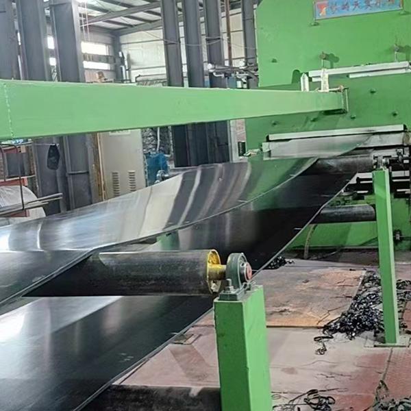 Abrasion resistant conveyor belt