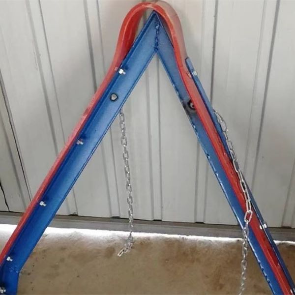 V-shaped Conveyor Belt Cleaner