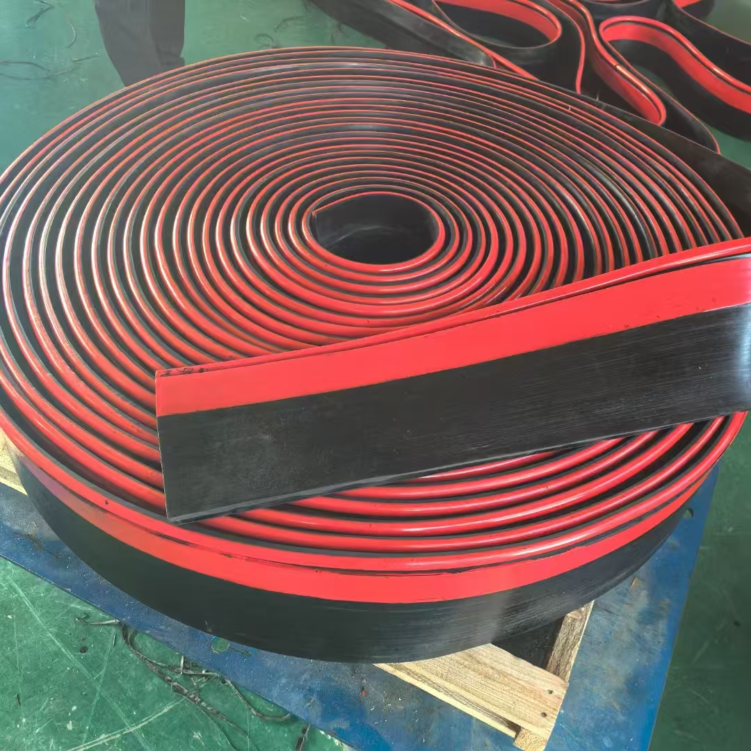 Polyurethane anti overflow skirt board