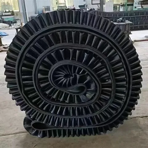 Og'ir vaznli yon devor konveyer bantlari