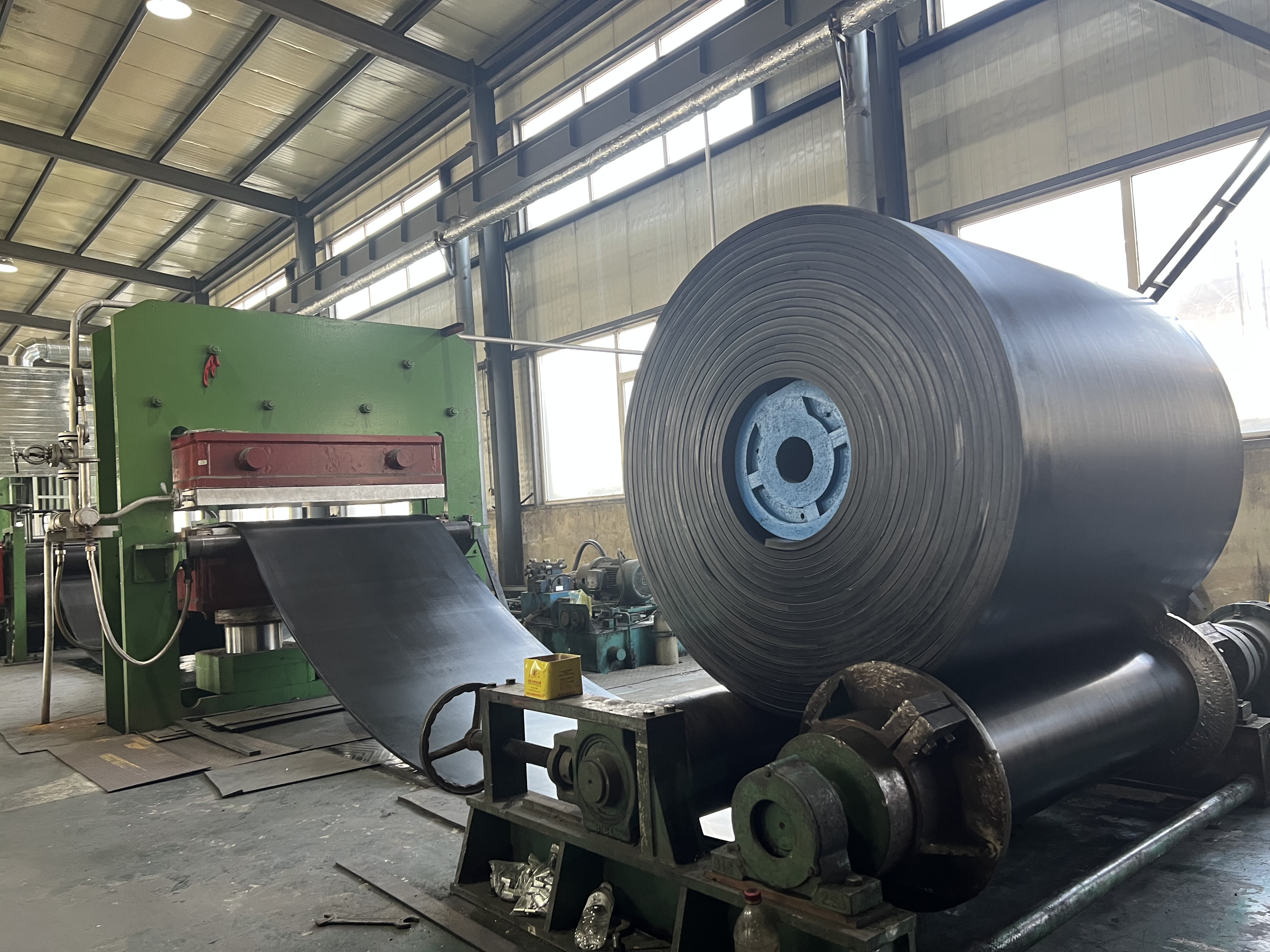 High Angle Corrugated Sidewall Conveyor Belt