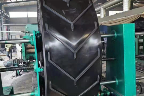 Chevron Rubber Belts – Highly Effective, Anti-Slip, Durable, and Trustworthy