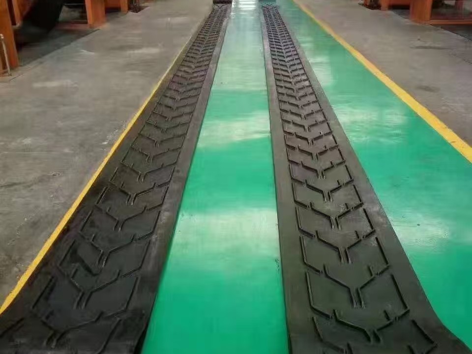 belt conveyor brackets