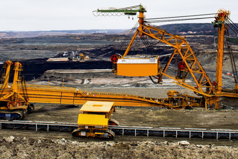 Steel Cord vs. Textile Conveyor Belts: A Technical Deep Dive