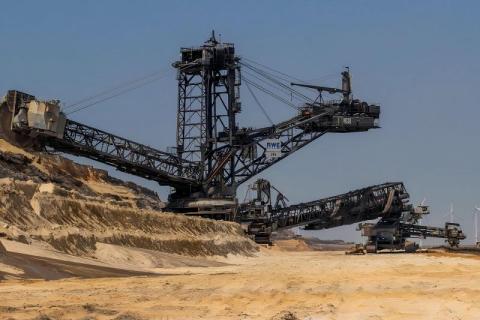 Medidas de proteção eficazes para melhorar a segurança operacional de correias transportadoras industriais pesadas.