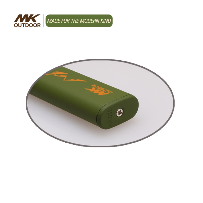 Golden Metal Case Flint Lighter with Safety Design