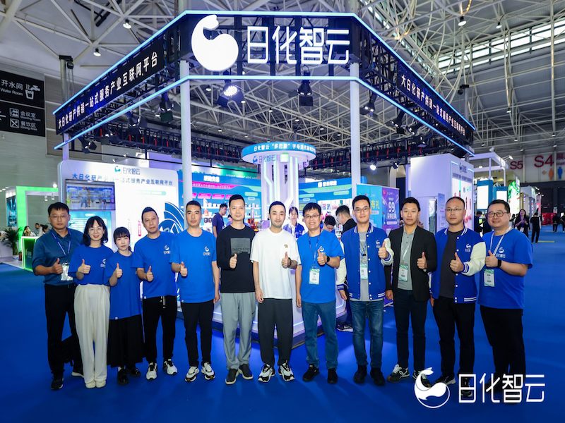 Рихуа Облако блистает на Китайской международной ежедневной химической выставке CIMP и получает награду «Звезда инноваций»!