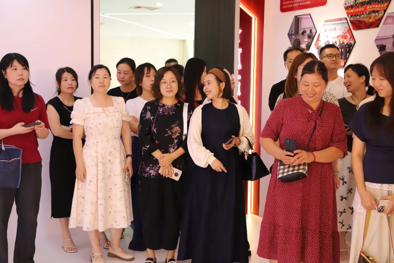 custom bathroom sets