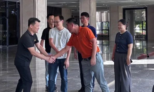 Zhong Yiwei, deputy director of the Market Supervision Bureau of Longhai District, Zhangzhou City, and his delegation visited Coati for research