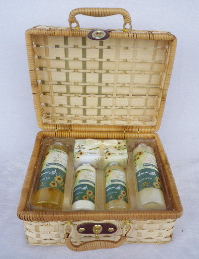 Luxury Aromatherapy Gift Set with Hand Cream and Body Lotion