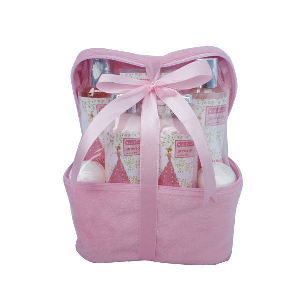 A Gift That speaks volumes: The shower gel and body lotion sets for her