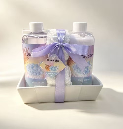 Ocean Star Lavender Spa Bath Gift Set, All-in-One Shower Kit with Body Wash, Lotion & Towel for Holiday Gift