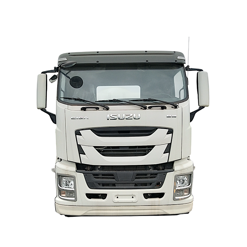 Camion malaxeur à béton ISUZU 8x4