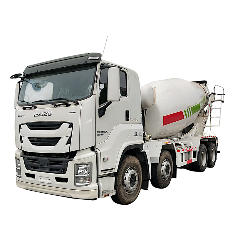 Camion malaxeur à béton ISUZU 8x4