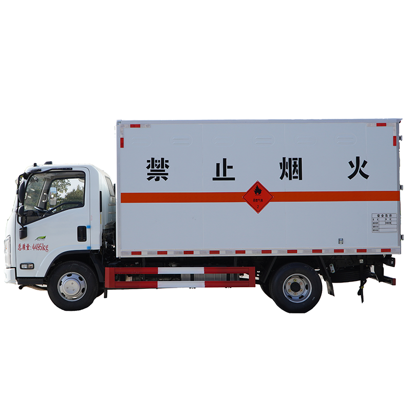 Fourgon de transport de gaz inflammable ISUZU 4X2