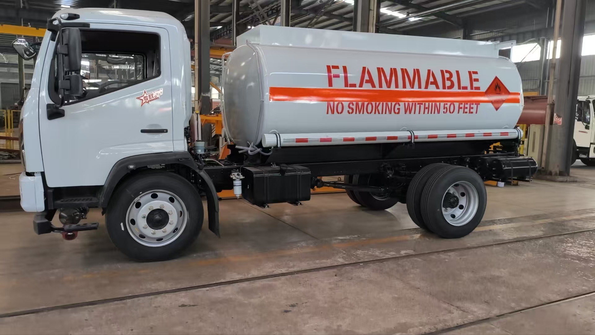 Портқа жанармай құятын көліктер жөнелтілді