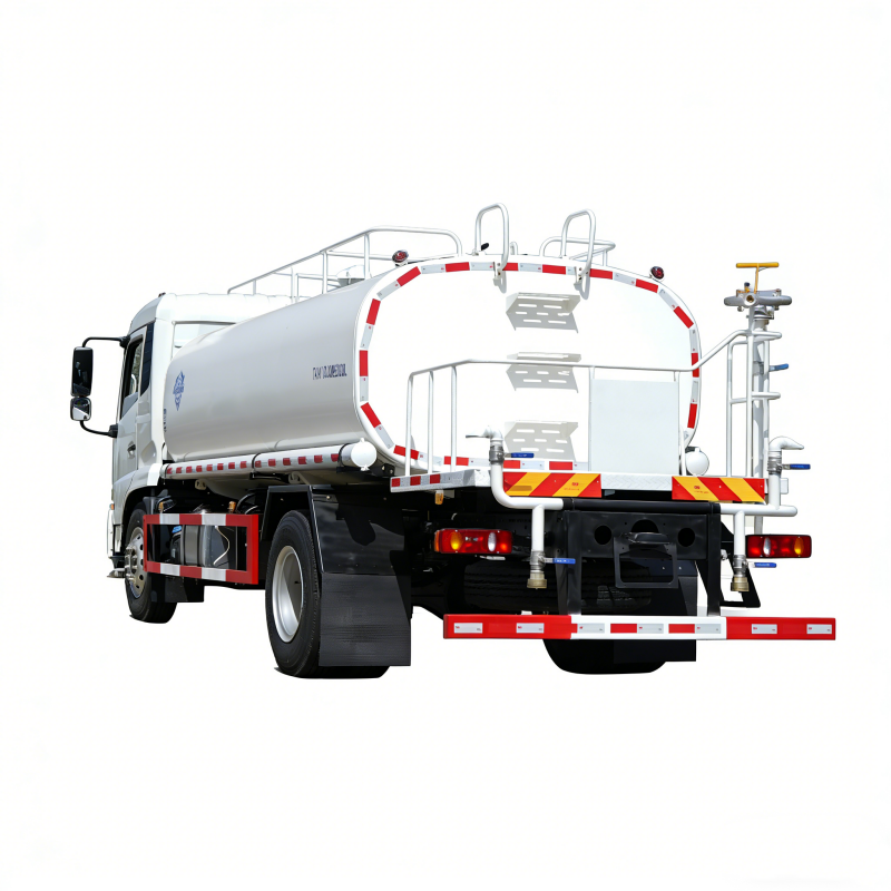 کامیون آب‌پاش دانگ‌فنگ ۴×۲ ۱۲ تنی